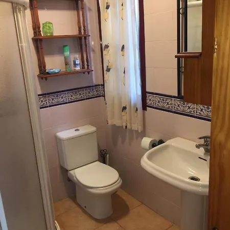 Homestay •{ Habitacion Deluxe En A 30km De La Playa •